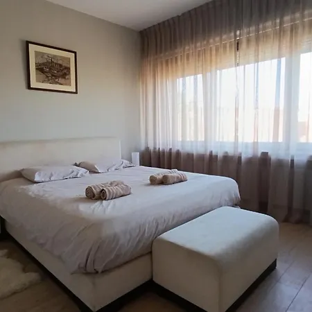 Charmante Appartement In Wilrijk Apartament