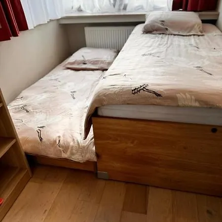 Charmante Appartement In Wilrijk