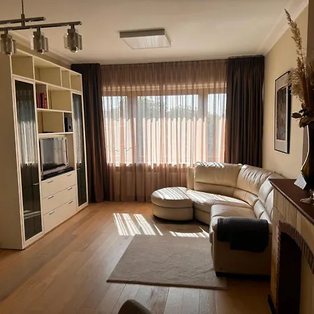 Charmante Appartement In Wilrijk *